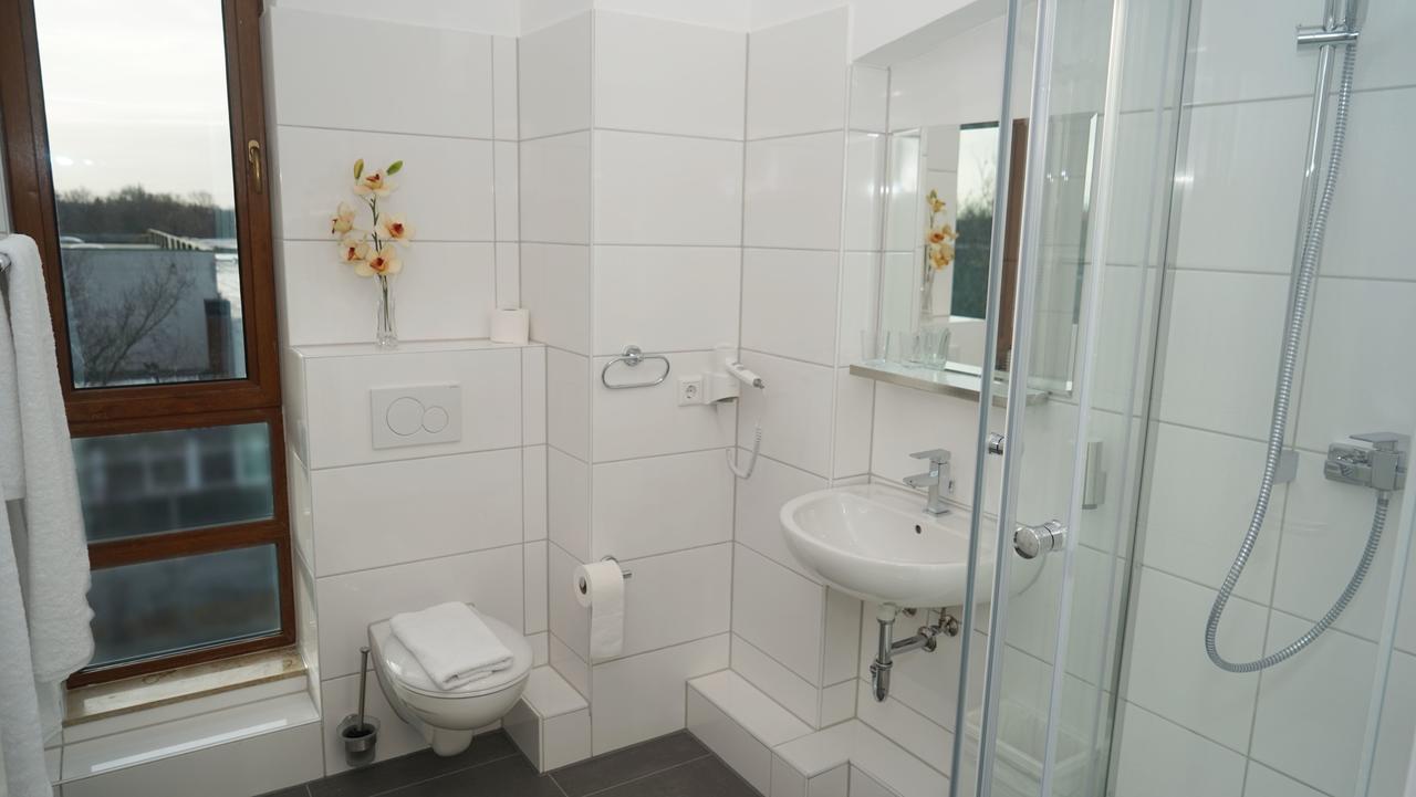 Standard Double Room,646845375:JPEG